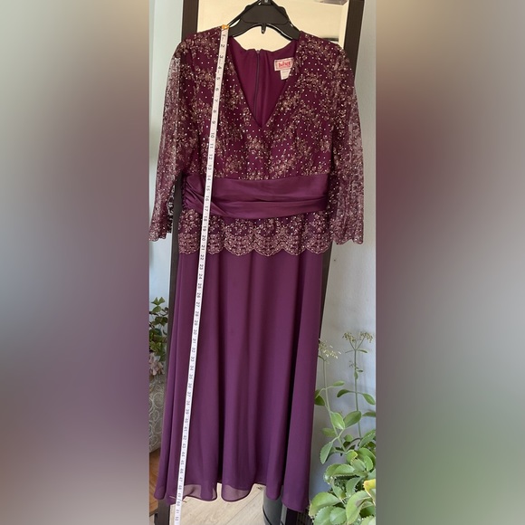 Formal Evening Dress Mother of Bride - Picture 7 of 12